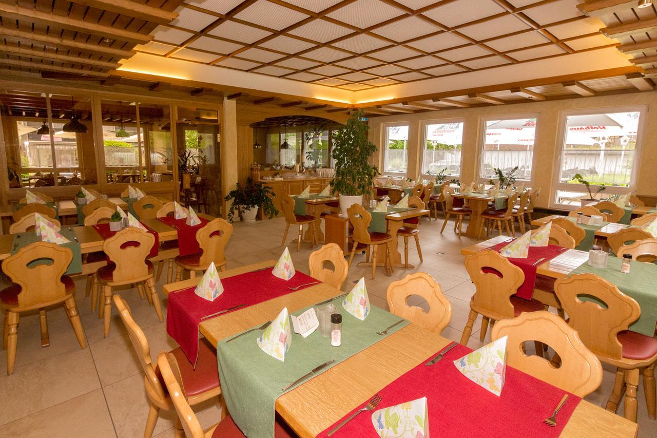 Hotel Cortina Höchenschwand Buitenkant foto